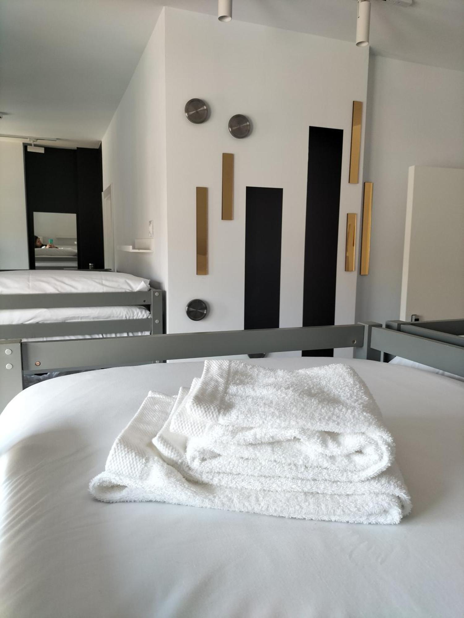 Hostel Alicante A-Cero Living מראה חיצוני תמונה
